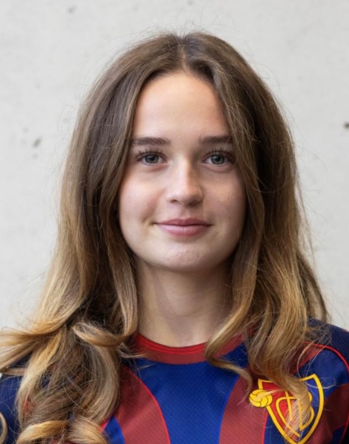 Lilly Hess