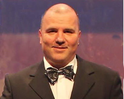 Gerry Engel ist Präsident von Radio Rotblau und Sendeleiter